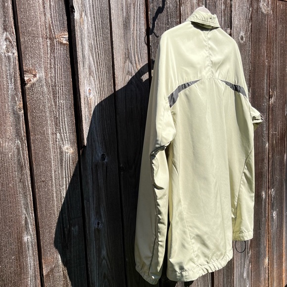 Patagonia green windbreaker jacket size large - Picture 16 of 16